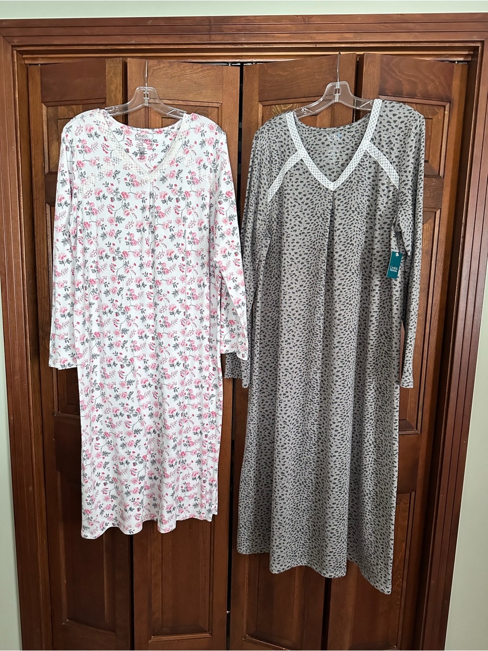 2 New Croft & Barrow Floral Nightgowns in Pink Floral and Gray Leopard - Large